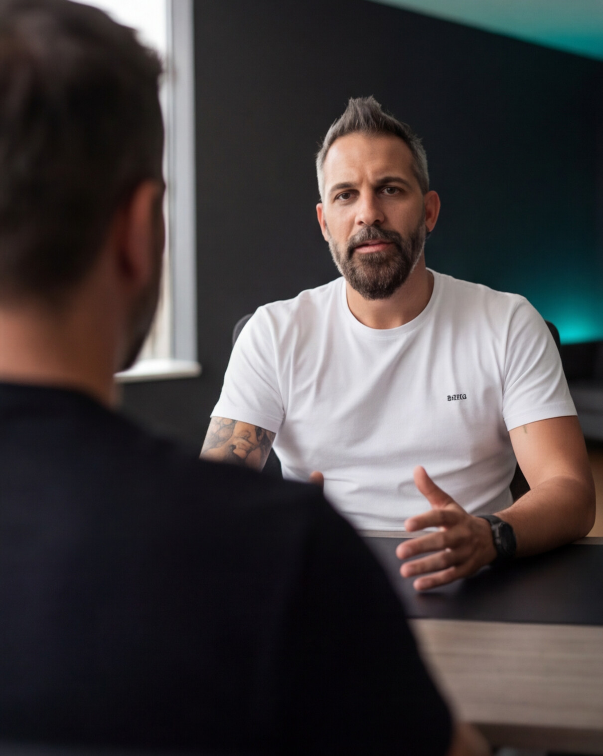 Alberto San Martín en sesión de diagnóstico con un cliente